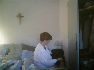 A minúscula garota asiática adora quando o homem melhores videos pornos brasileiro dela está brincando com aquela bucetinha peluda