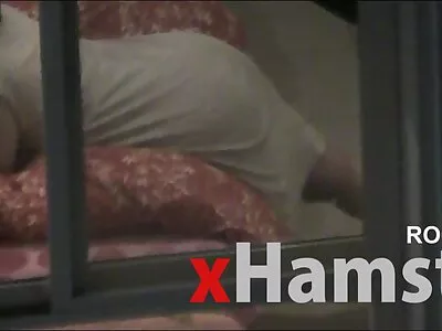 O spinner exótico suga e conduz a melhor site de video porno deliciosa BBC do cliente como um profissional