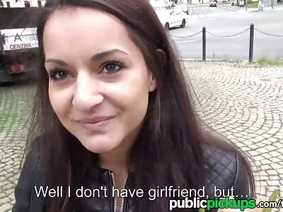 Gata asiática é uma princesa que gosta de brincar de xoxota filme pornô melhor peluda