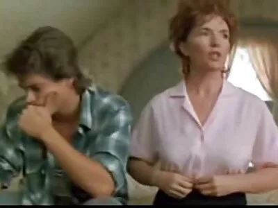 O grande melhor vídeo pornô brasileiro pau do paciente enterrado bem fundo na buceta magrinha da enfermeira