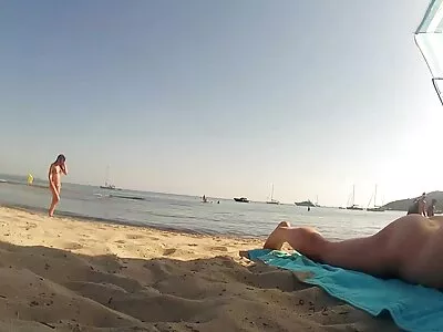Depois do trabalho, menino é assistir os melhores filmes pornô arrastado para sexo anal com uma namorada bonita