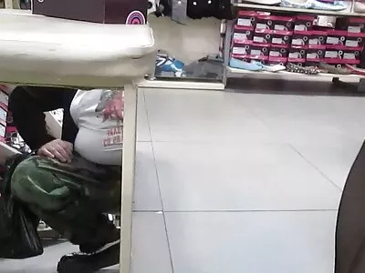 Morena bootylicious está tendo seu cu melhor video porno do mundo perfurado com um pau gordo
