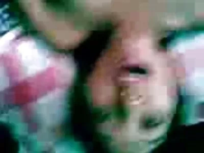 A querida loira está chupando e transando os melhores vídeo pornô grátis com seu filho em um quarto de hotel
