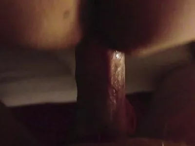 A deusa peituda quer tratar seu parceiro da maneira que ele assistir os melhores videos porno exige
