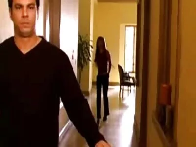 Curvy MILF querida Kendra Lust é abalroada por melhores videos porno gratis seu gigolô