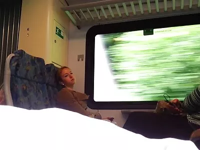 Linda morena peituda melhor vídeo pornô brasileiro sendo fodida no box do banheiro