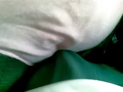 Rapariga melhores filmes porno brasileiros com peitos pequenos a brincar com o instrutor de natação negro