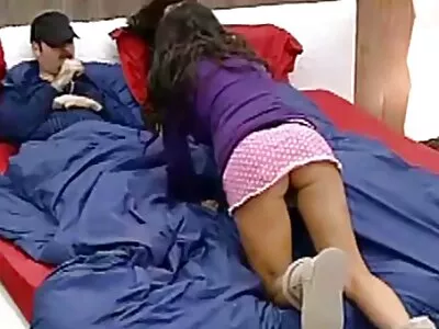O ator melhores filmes de pornô brasileiro pornô com tinta dá à sua mulher uma boa surra de xoxota