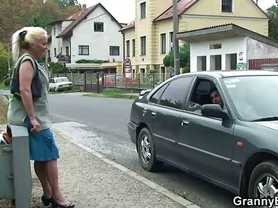 Loira melhores videos pornô peituda MILF força para satisfazer as necessidades sexuais do enteado