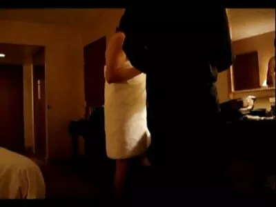 O assistente do chefe gosta de os melhores filme de pornô ao vivo cavalgar no pau depois de fazer um boquete nele