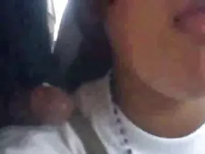 A melhores vidios pornô viagem de iate acabou e mulher pede a namorada para ir trepar
