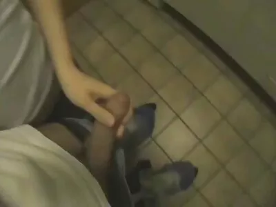 A loira tem melhor filme pornô brasileiro curvas corporais extraordinárias e adora foder