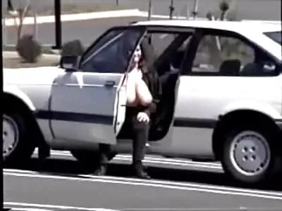Bela morena com uma bunda grande faz melhor vídeo pornô brasileiro furação anal